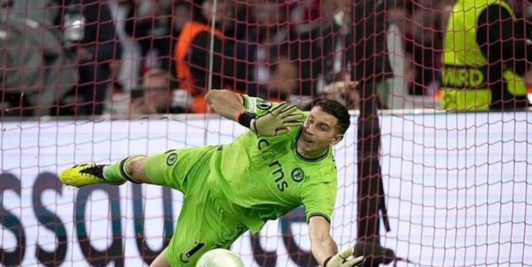Spectacular saves and extraordinary bravery from Dibu Martinez