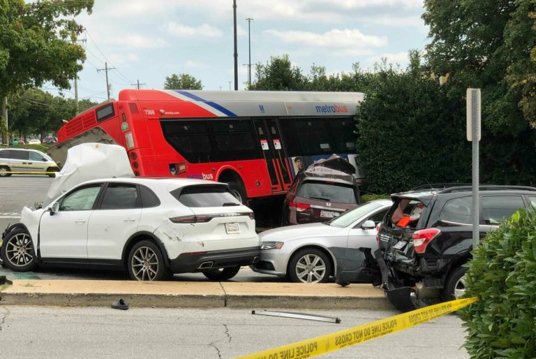 Washington, DC Bus Accident: Settlement Tips